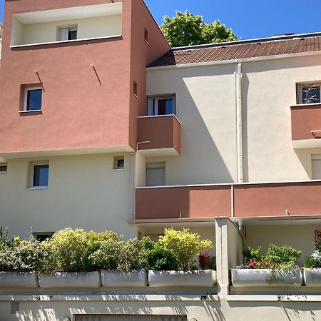 Chambre Chez L'Habitant Noisiel Exteriér fotografie